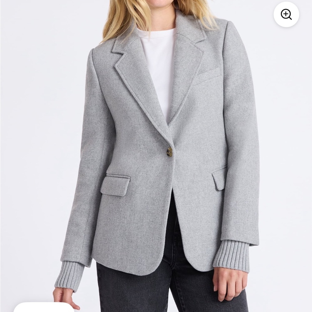 Chic Light Gray Women's Blazer